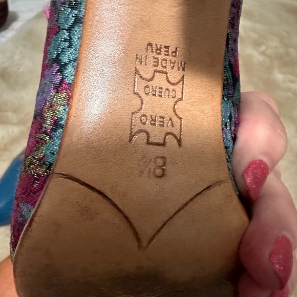 Fluevog Poser Shiloh in floral pattern. Size 8.5. EUC - Picture 3 of 3